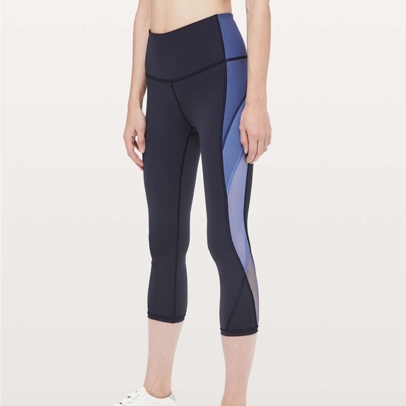 Lululemon Colour Me Ombre Crop *21"
Midnight Navy / Gatsby Blue / Visto Blue - Picture 3 of 10